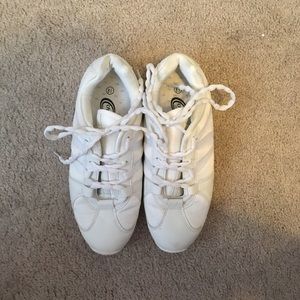 cheerleading shoes